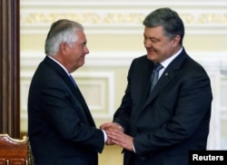 Petro Poroșenko cu Rex Tillerson în Kiev, 9 iulie, 2017