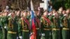 Militari ruși au participat la parada de la Tiraspol din 9 mai, în ciuda avertismentelor Chișinăului 