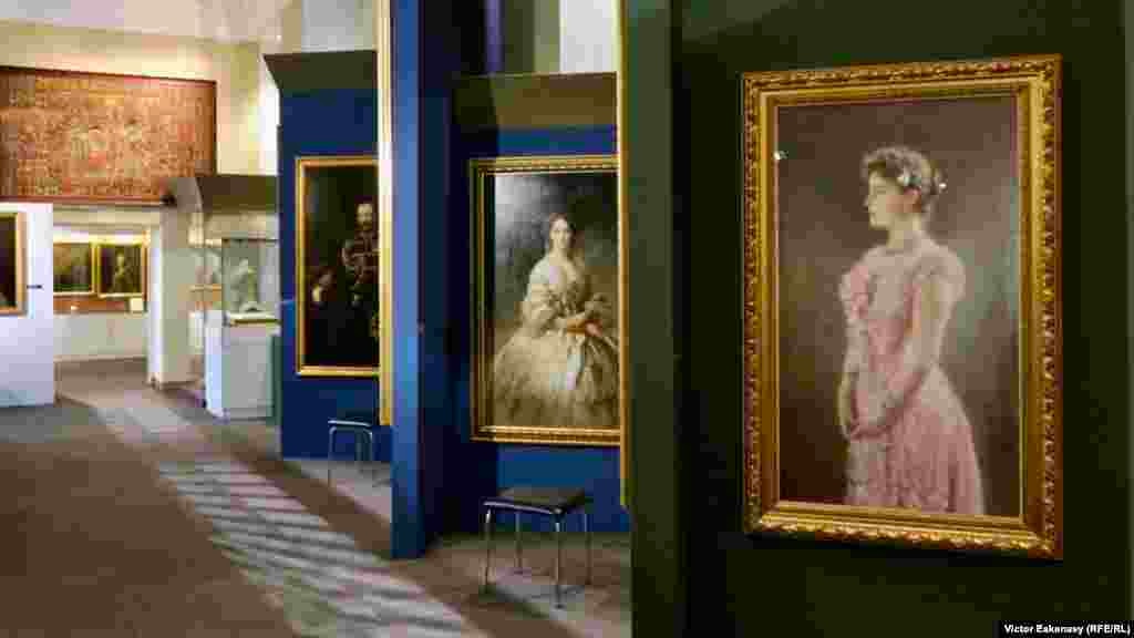 Marile portretele ale prințeselor expuse la Ikonen Museum, Frankfurt