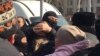 "Нұр Отан" партиясы кеңсесінің қасында полиция адамдарды ұстап жатыр. Алматы, 27 ақпан 2019 жыл.