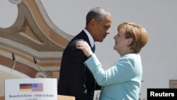 Президент США Барак Обама (слева) и канцлер Германии Ангела Меркель.