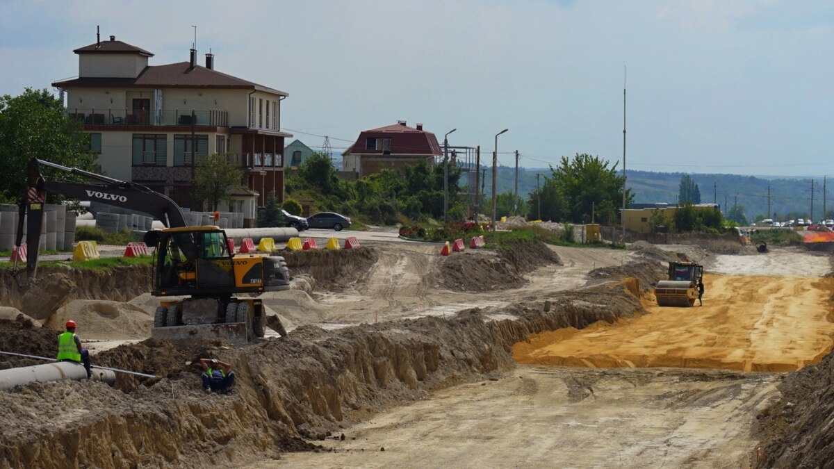 Выселение во время режима самоизоляции: как крымчане лишились дома из-за  трассы «Таврида»