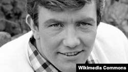 Английский актер Альберт Финни, умер 8 февраля 2019 в возрасте 82 лет. Фото 1966 г.