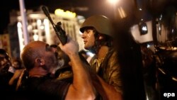 2016 йилнинг 15 июль оқшомида Истанбулда олинган сурат