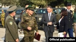 ИМА бо Тоҷикистон дар бахшҳои зиёд, аз ҷумла низомӣ ҳамкорӣ мекунад