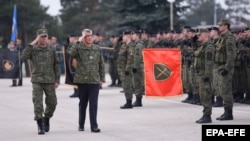 Președintele Hashim Thaci la o inspecție a membrilor Forței de Securitate din Kosovo, Pristina, 13 decembrie 2018