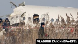 Алматының іргесінде апатқа ұшыраған "Bek Air" әуе компаниясының Fokker-100 жолаушы ұшағы. 27 желтоқсан 2019 жыл.