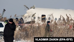 Алматы маңында апатқа ұшыраған Bek Air әуе компаниясының Fokker-100 жолаушы ұшағы. Алматы маңы, 27 желтоқсан 2019 жыл.