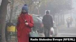 Граѓаните во Скопје повторно носат маски, но главна причина е енромното загадување на воздухот