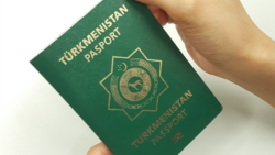 Diňle: Balkanabatda 'zagran pasport meselesi' çylşyrymlaşýar