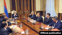 Armenia - Pesident Serzh Sarkisian chairs a session of the National Security Council, Yerevan, 2Apr2016., 2016