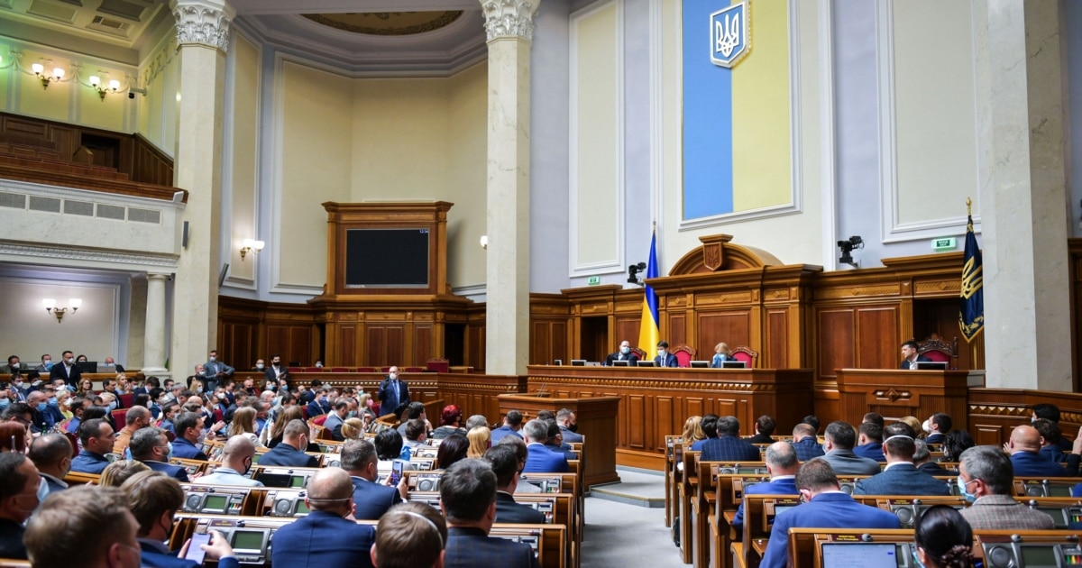 Në Ukrainë nisin hetime për një skemë blerjeje votash nga deputetët