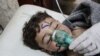 Ребенок, предположительно пострадавший в результате химической атаки в Сирии