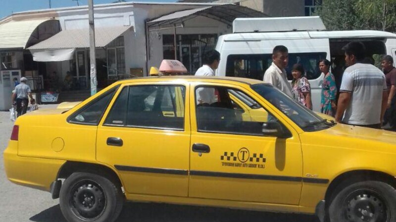 Дар Узбекистон се наврас ронандаи таксиро бераҳмона куштаанд