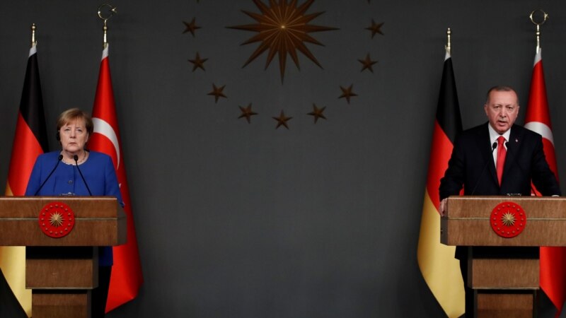 Erdoan i Merkel pozvali na trajno primirje u Libiji  