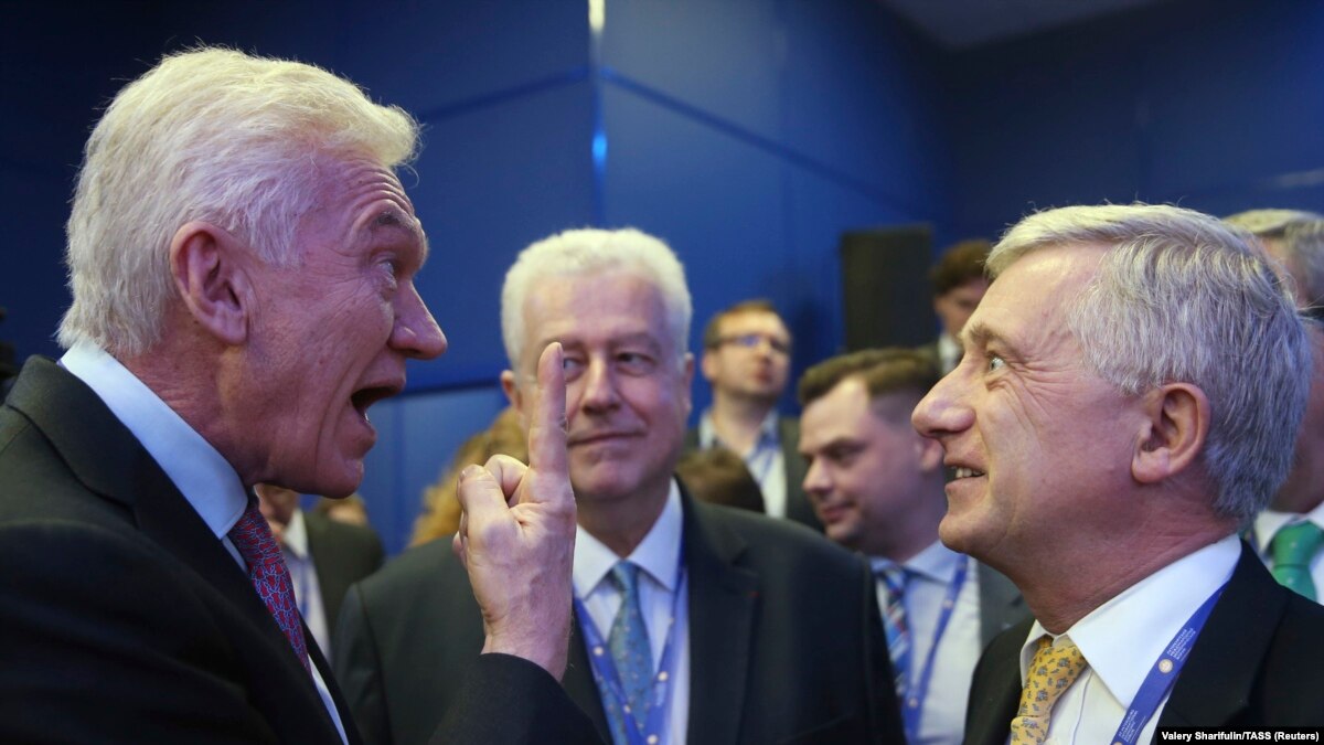Смотреть Силуанов раскрыл, когда курс рубля вернется к прежним значениям видео Смотреть Силуанов раскрыл, когда курс рубля вернется к прежним значениям видео