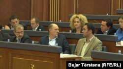 Deputetët e Vetëvendosjes në sallën e Kuvendit të Kosovës 