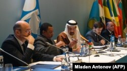 Azerbaijani Energy Minister Parviz Shahbazov, OPEC Secretary General Mohammed Barkindo, Saudi Energy Minister Khalid al-Falih, Russian Deputy Energy Minister Pavel Sorokin and Venezuelan Oil Minister Manuel Quevedo chair a meeting of OPEC and non- OPEC countries in Baku, March 18