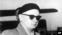 Nikolai Khokhlov în 1957