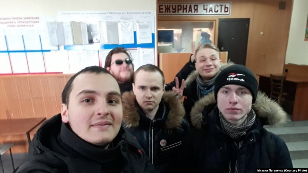 CCC28835-47C5-47A5-AB0A-254677B53848_cx0