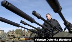 Ukrainian Interior Minister Arsen Avakov (file photo)