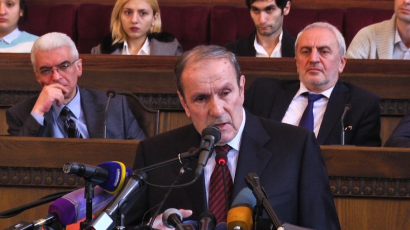 Первый президент Армении Левон Тер-Петросян допрошен по делу «1 марта»