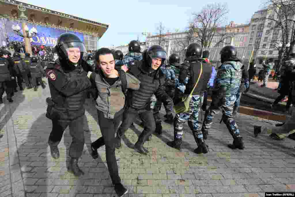Антикоррупционные митинги прошли 26 марта по всей России.&nbsp;