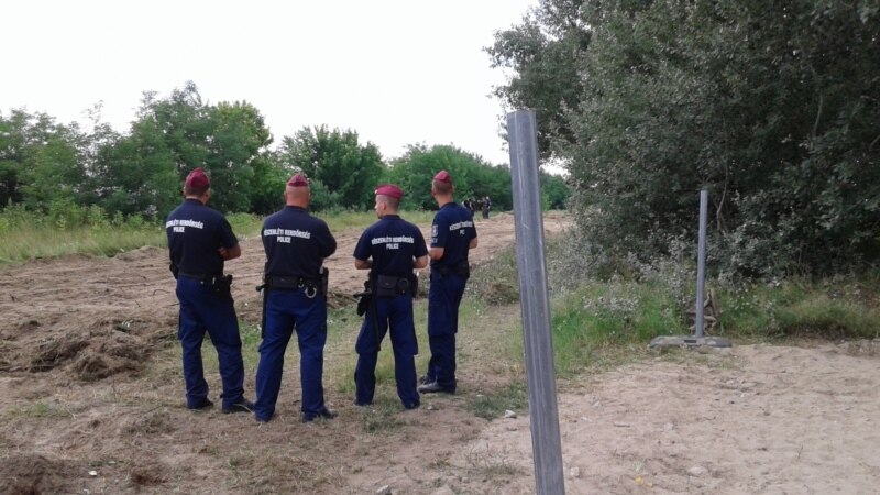 Uhapšena grupa koje je krijumčarila migrante u Mađarsku