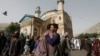 به دنبال آتش‌بس، اعضای طالبان برای جشن عید فطر وارد کابل شدند