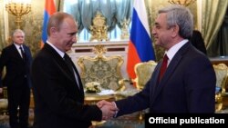 Встреча президентов Армении и России - Сержа Саргсяна и Владимира Путина - в Москве, 8 мая 2014 г.