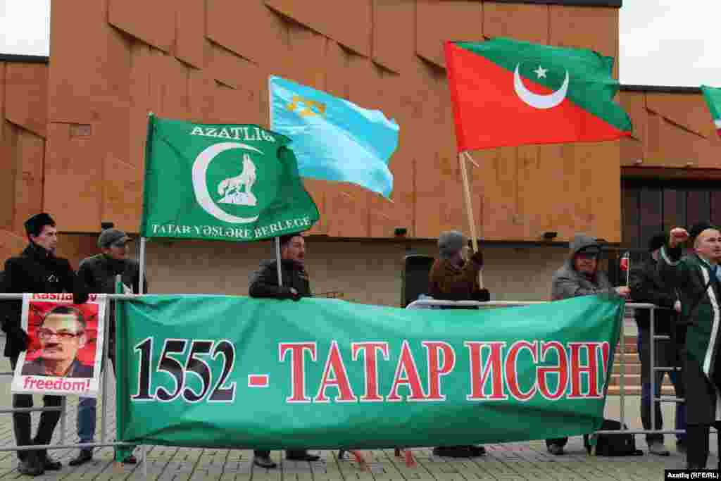 Основной лозунг акции - «1552 - татары живы»