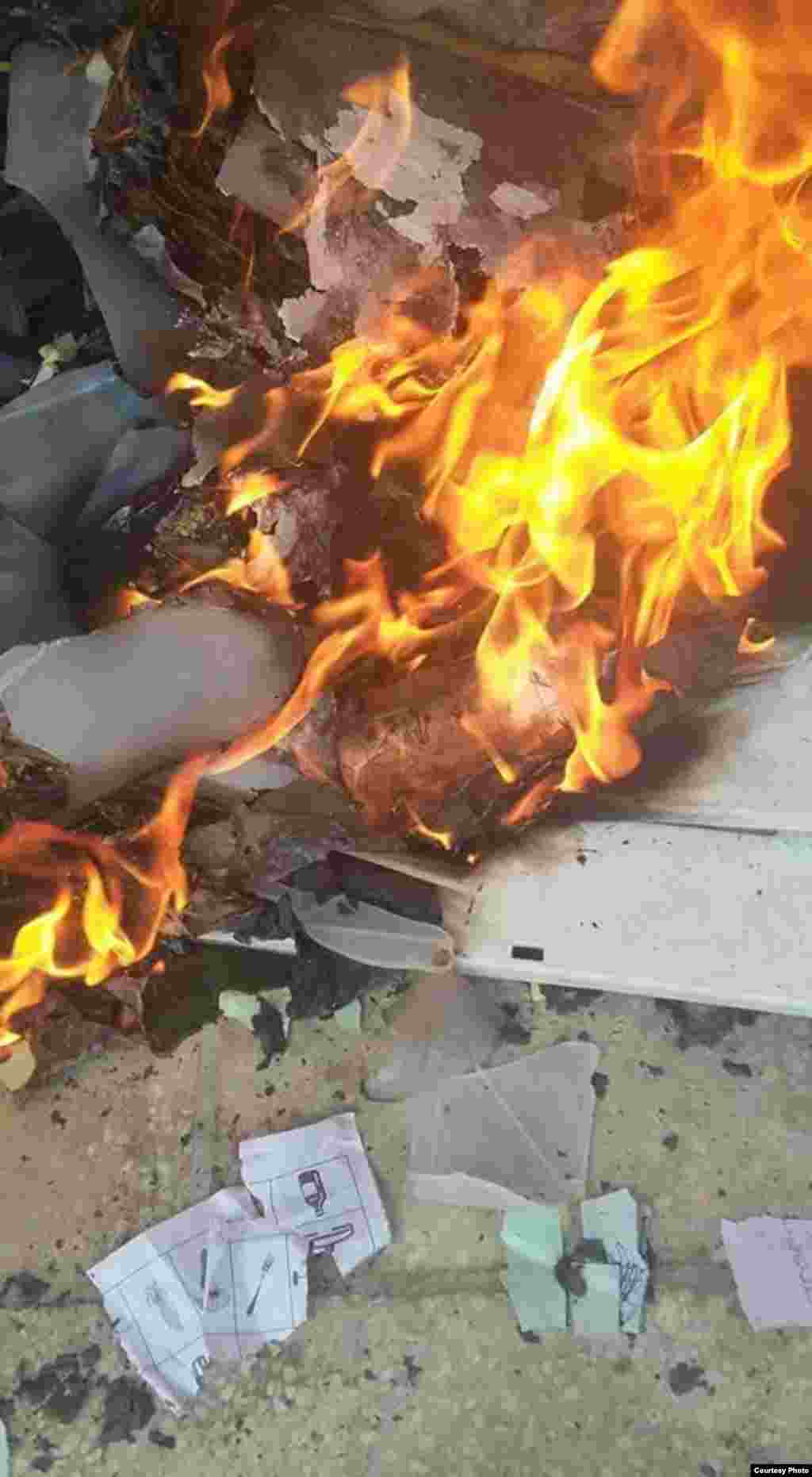 K.Pashtunkhwa: Ballot paper and ballot box burned out in Noshera. 1MAY2015