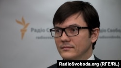 «Тепер мені потрібно буде доводити в суді, що підписавши рішення колегіального органу, я не порушив закон», – написав Андрій Пивоварський.