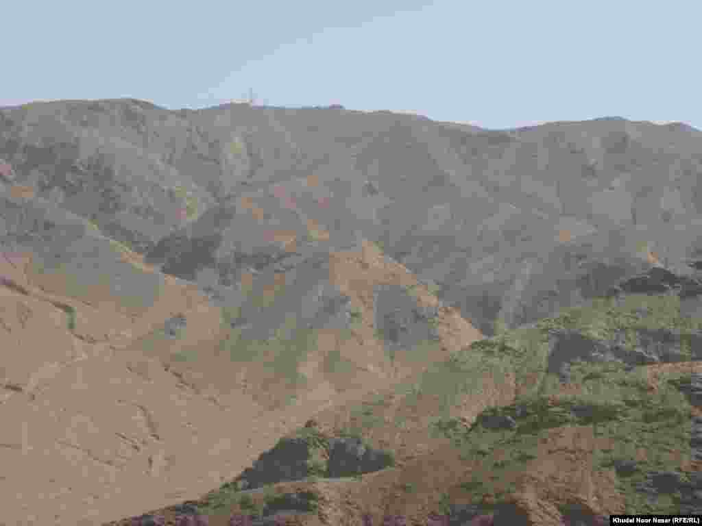 Baluchistan: Koxak pass mountains .19MAR2012
