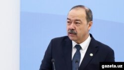 Ўзбекистон бош вазири А. Арипов.
