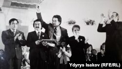 На Всесоюзном кинофестивале, который проходил в городе Фрунзе (ныне Бишкек), фильм «Белый пароход» по одноименной повести Чингиза Атматова завоевал главную награду, 1976 г.
