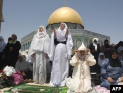 Палестина - Палестинахой бу Аль-Акхса маьждигана арахьа мархийн баттахь ламазаш деш, 20Мар2010