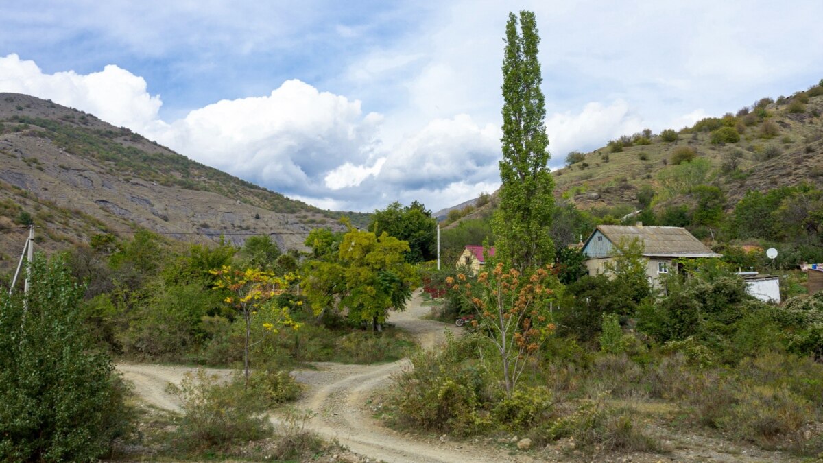 Села крымское. Село пламенное в Крыму. Междуречье Севастополь. Междуречье Сочи. Междуречье Казахстан.