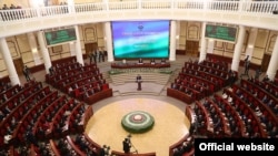 Qasamëd qabul qilingan qo‘shma majlis