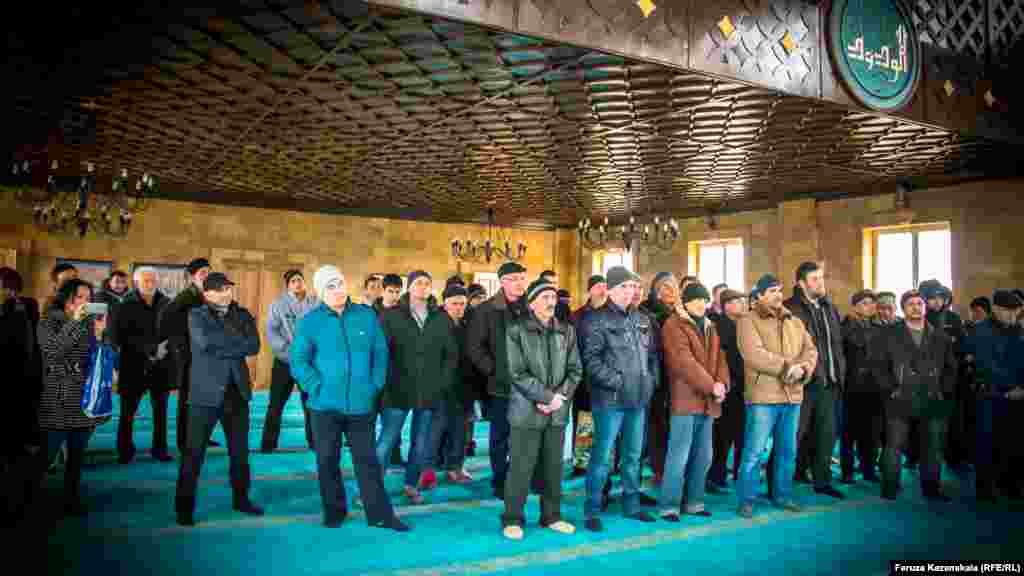 Активісти стверджують, що готові їхати до Москви, щоб захистити свої будинки. Там вони мають намір виставити плакати перед будівлею Кремля