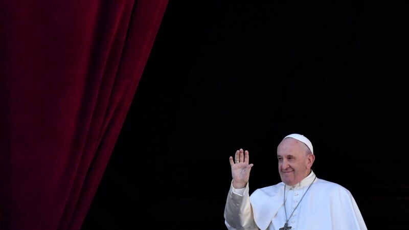 Papa Franjo osudio 'barbarsko oživljavanje' antisemitizma