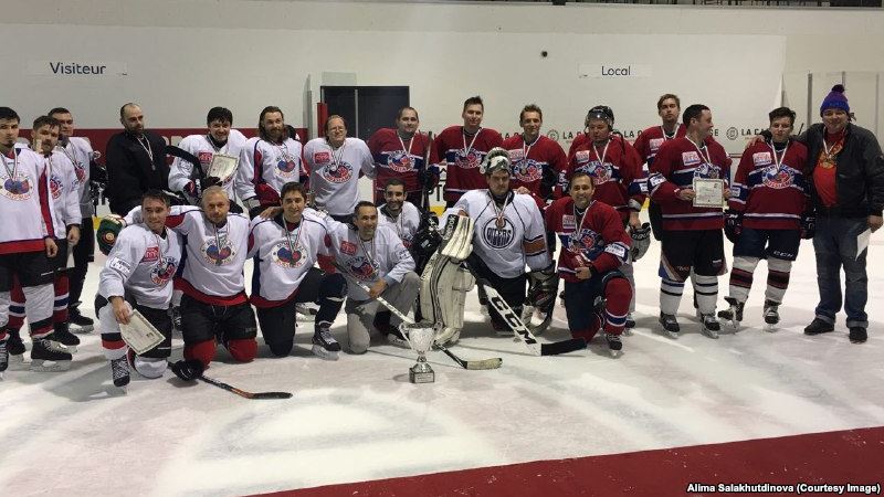 Төньяк Америка татарлары Монреальдә өченче хоккей уенына җыела