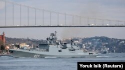 Rusiyanın Admiral Makarov freqatı fevralın 28-də Bosfordan keçib