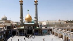 Iranci u svetištu Abdol Azim u gradu Shahre Ray, južno od glavnog grada Teherana, Iran, 25. maja 2020.