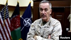 Komandanti amerikan i forcave ndërkombëtare në Afganistan, Joseph Dunford. 