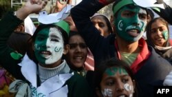 Pakistani Christians protest antiblasphemy laws. 