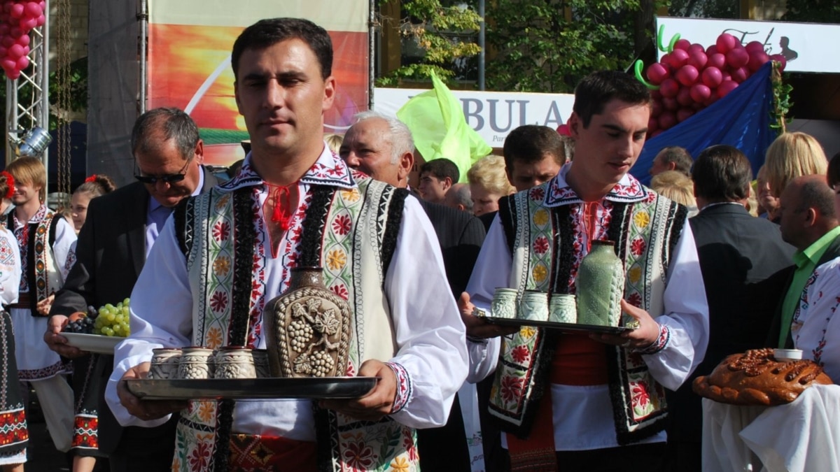Moldova's 'National Wine Day'