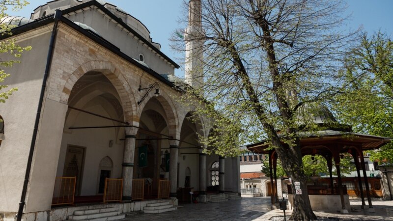 Džamije u BiH od srijede otvorene za obavljanje dnevnih namaza
