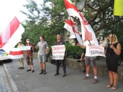 Акція біля посольства Білорусі в Києві