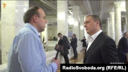 Народний депутат Микола Мартиненко не вірить, що не написав жодного депутатського запиту